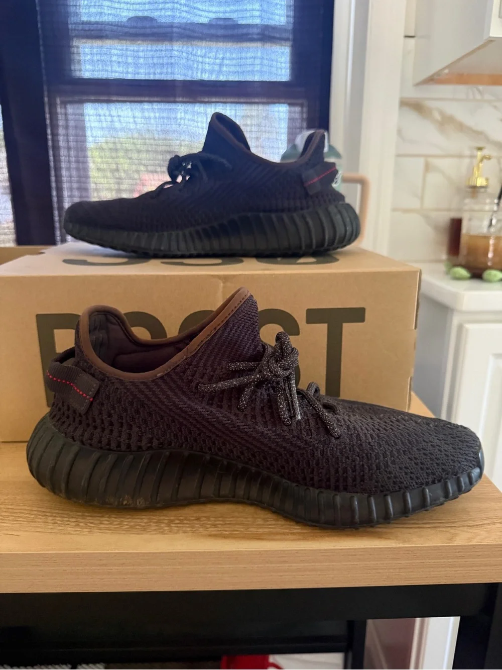 Black Yeezy Boost 350 V2